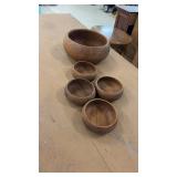 Set of 5 Wooden Nesting Bowls with Natural Finish