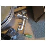 Vintage pressure cooker, manual cra...