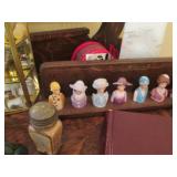 Vintage thimble collection with mir...