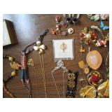 Nice variety of decorative pins, br...