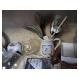 Vintage Case pocket knife, glass bo...