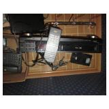 Collection of vintage electronics p...