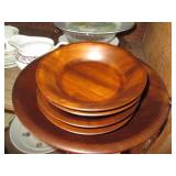 Bundle of vintage decorative collec...