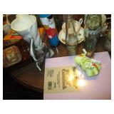 Massive lot of Vintage nik naks, fi...