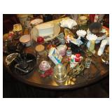 Massive lot of Vintage nik naks, fi...