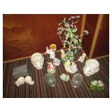 Lot of ceramic and glass Avon Rabbi...