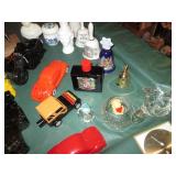 Bundle of collectible Avon bottles,...