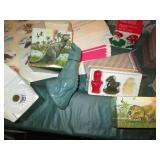 Collection of Avon display plates, ...