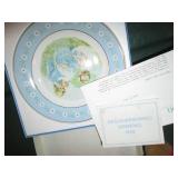 Bundle of assorted Avon nik naks, f...