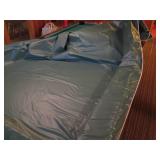 Regulation size Pool Table includin...