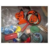 Lotbof vintage tin toys flash cards...