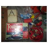 Lotbof vintage tin toys flash cards...