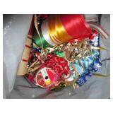 Antique Singer work station with se...