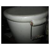 Red Wing 5-gallon Stoneware crock w...