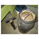 Small woid step ladder, manual air ...