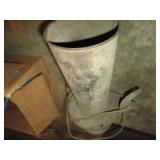 Vintage metal automotive horn with ...