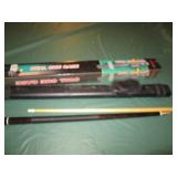 Hardside oval pool cue case Plus tr...
