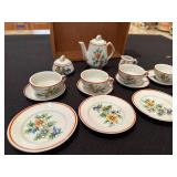Vintage 15-Piece Ceramic Tea Set Made in Japan with Floral Design