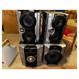 Sony Mini Hi-Fi Component System MHC-GX450 with 3 CD Changer and Speakers