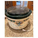 Kitchen Appliance Lot: Rival Crock-Pot, Little Dipper, and Hamilton Beach Food Processor