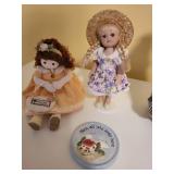 Set of 4 Vintage Porcelain Figurines with Victorian Style