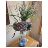 Decorative Home Accent Set Featuring Vases and Keepsake Boxes