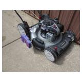 Murray 22 push mower. Looks nearly new. As shown.