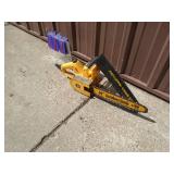 Wen 14 110 volt chainsaw. Tested & works. As shown.