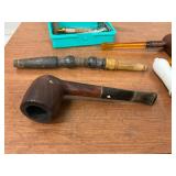 Lot of vintage pipes and razors including a 1955 Missouri Lions Corncob Pipe