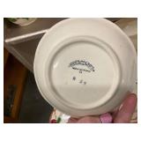 39 piece lot of Fransiscan Ware apple pattern