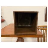 Pinecone Plantar Box