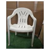 Lot of 300LB Capacity In and outdoor White Plastic Chair (Used)