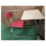 Lot of a metal and wood fixed table and chair