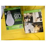 Lot of 8 LED Greenlite 100W Equivalent Light Bulbs (4 packs in each of the two boxes): New