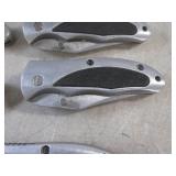 (EC1) 6 Folding Knives with Belt Cl...
