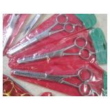(EC1) Assortment of 18 Scissors...
