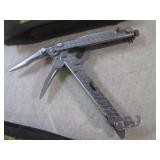 (FS) 2 Sheffield Multi Tools with S...