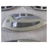 (EC1) 6 Folding Knives with Belt Cl...