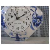 (FS) Vintage Delft Blue 8-Day Dutch...