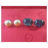 (FS) 2 Pair of Vintage Screw Back S...