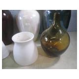 (EW3) Assorted Colored Glass Vases ...