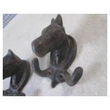 (EC1) 2 Vintage Cast Iron Horse Hea...