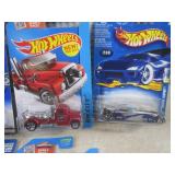 (G-1) Assorted Hot Wheels In Packag...