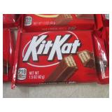 (B-2) 12 Kit Kat Candy Bars Past Da...