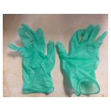 Box of Baxter Multi-Flex Heavy Weight Green Vinyl Gloves