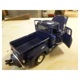 2 Die-Cast Carss with Trailer