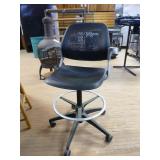 Adjustable Draft Table Chair