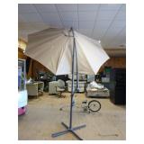 Tiltable Patio Umbrella