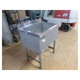 Lacrosse Stainless Steel Insulated Ice Bin