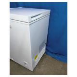 BLACK+DECKER 3.5 Cu. Ft. Chest Freezer
